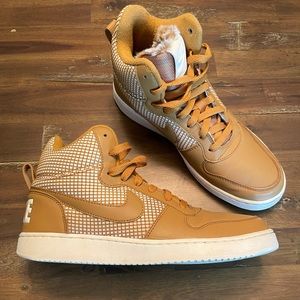 Nike Court Borough Mid Se Women's Shoes Sz 9 Wheat